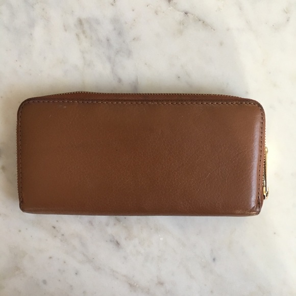 Camel Michael Kors Wallet - Picture 3 of 3